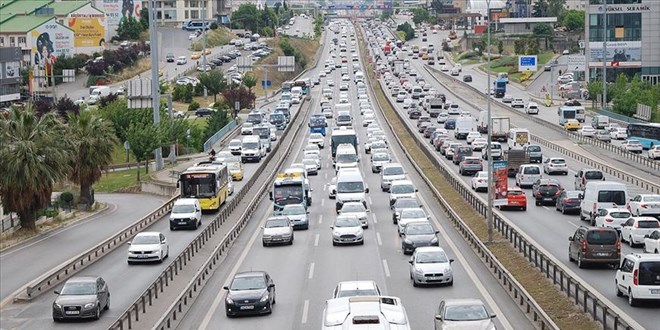İstanbul'da yarın bazı yollar geçici süreyle trafiğe kapatılacak