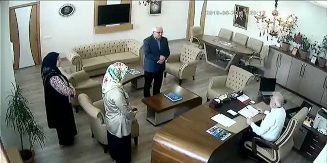 Belediye Başkanı'nın hakaret ettiği kadın işçi konuştu