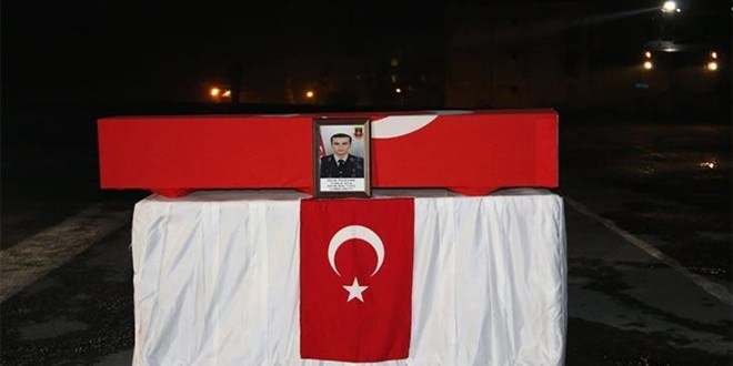Kanseri tedavisi gören uzman çavuş yaşamını yitirdi