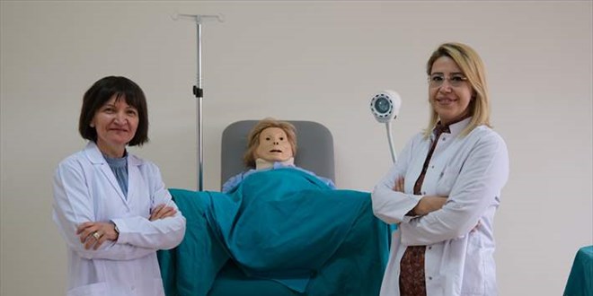 Üniversitenin doğumu kolaylaştıran yeni ıkınma tekniği literatüre girdi