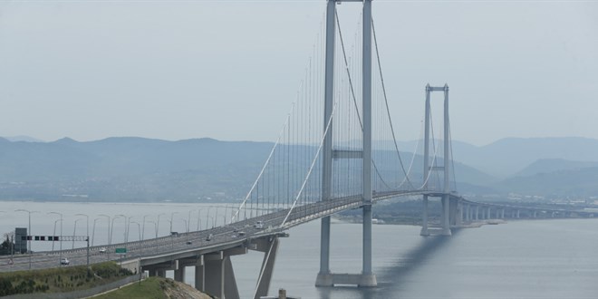 İzmir Otoyolu ve Osmangazi Köprüsü kazandırmaya başladı