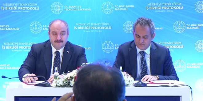 Bakan Özer: Mesleki eğitime devam eden öğrencinin ücretini devlet verecek