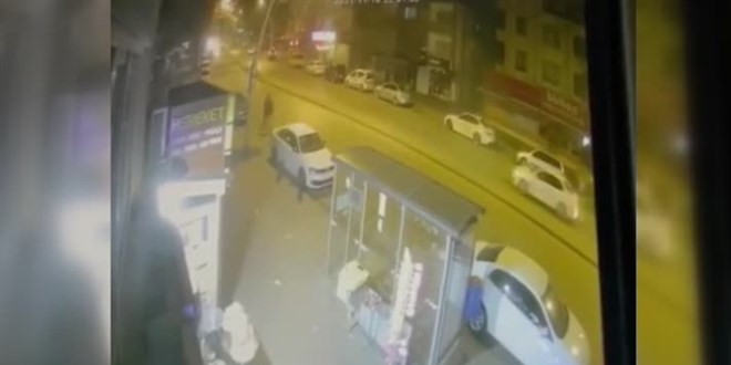Keçiören'de binada yaşanan patlama anı kamerada