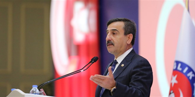 Türkiye Kamu-Sen memurlar için 1000 lira ek zam istedi
