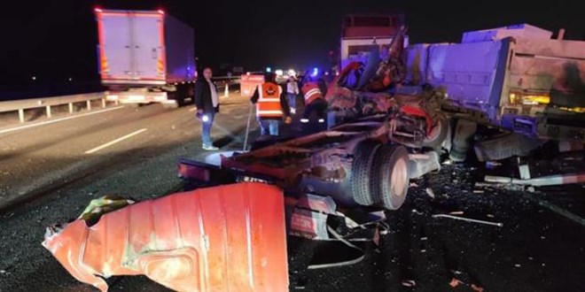 Ankara'da zincirleme kaza: 1'i ağır 6 yaralı