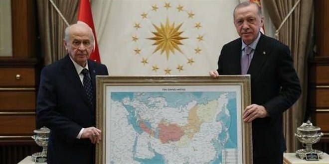 Bahçeli'nin hediye ettiği tabloya Rusya'dan tepki