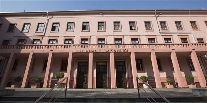 Adalet Bakanlığı'nda 5 bin 696 personel FETÖ ile irtibatlı çıktı