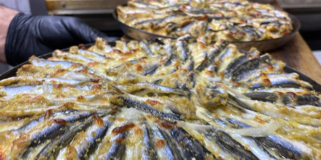Köftesi, sucuğu, döneri, tatlısından sonra pizzası da yapıldı