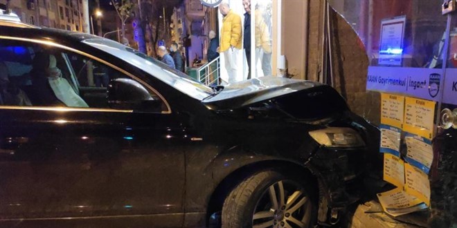 Havaya ateş eden magandalar 4 kilometrelik kaçış sonrası duvara tosladı