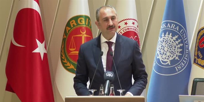 'Adaletin hükmüne konu olan insan, devlete emanettir'