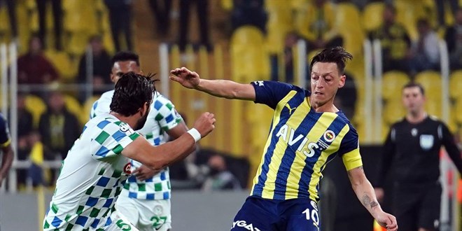 Fenerbahçe 2 maç sonra iç sahada kazandı