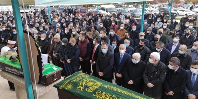 Koronadan hayatını kaybeden eski Vekilin oğlu toprağa verildi
