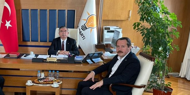 Ali Yalçın'dan AK Parti Grup Başkanvekili'ne ziyaret