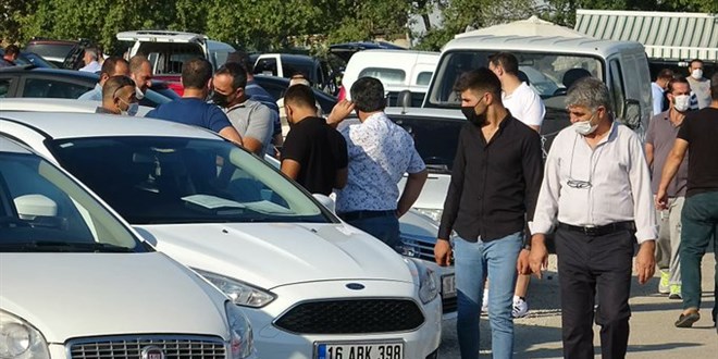 Kasım'da 'yaşlı otomobiller' daha çok sattı