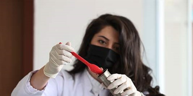 Ankara Üniversitesinde 3D yazıcıyla gıda üretildi