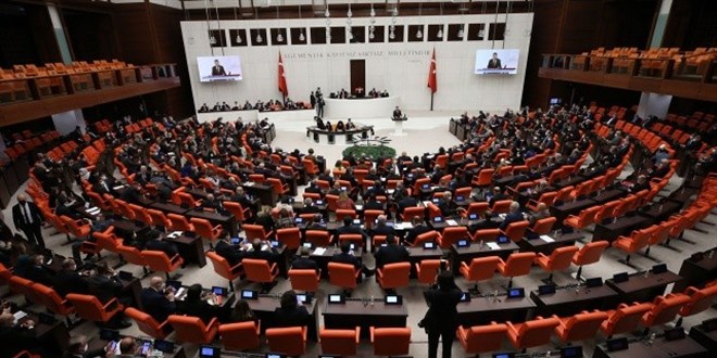 Sokak değil gazi Meclis!
