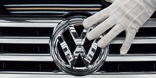 Volkswagen'in çip sıkıntısı nedeniyle araç teslimi düştü