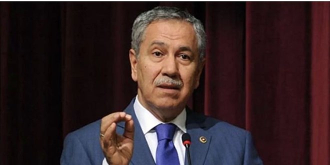 Bülent Arınç, canlı yayını terk etti
