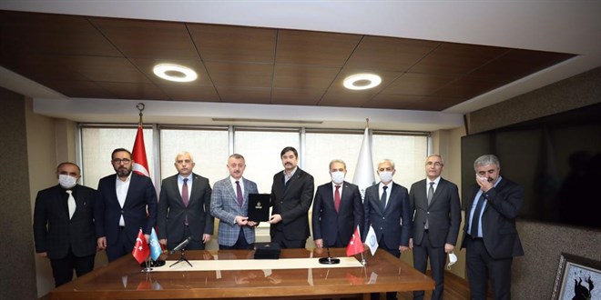 Bem-Bir-Sen ile Kocaeli Büyükşehir arasında SDS yüzde 120 oranından imzalandı