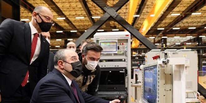 Bakan Varank, stabilize silahlı kule sistemini test etti