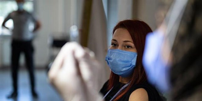 Sağlık Bakanlığı paylaştı: Yılın en kısa gündüzünde 755 bin 20 doz aşı yaptık
