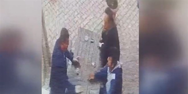MHP'li ilçe Başkanı belediye işçisini feci şekilde dövdü