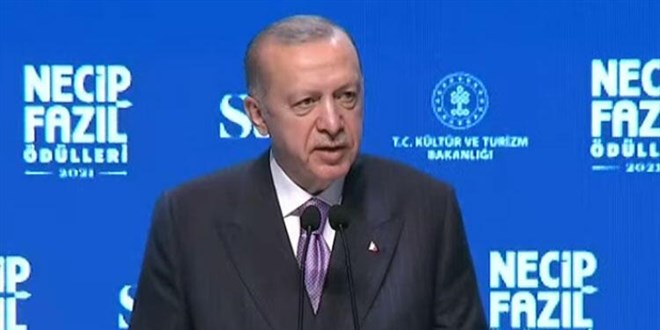 Erdoğan: Bu ödüller sanat zorbalarına karşı açılmış bir bayraktır