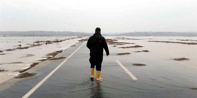 'Turuncu alarm' verilen Ergene Nehri tat