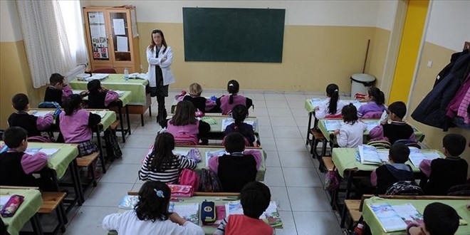 Uzman öğretmene yüksek maaş geliyor