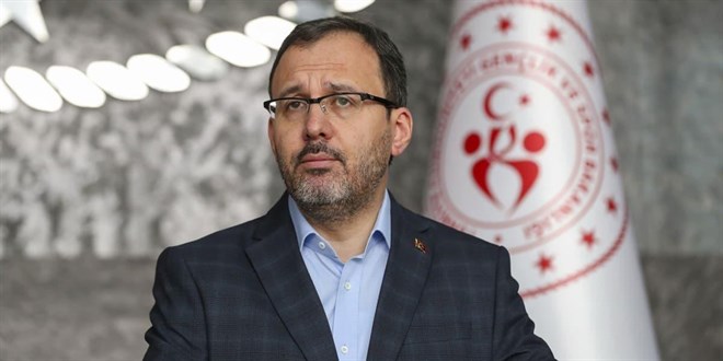 Bakan Kasapoğlu, hayatını kaybeden güreş antrenörü için başsağlığı mesajı yayımladı
