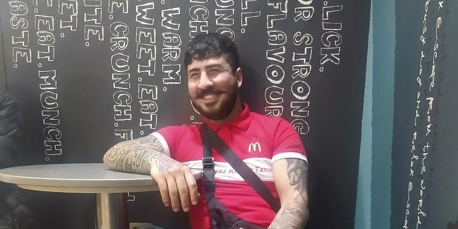 Filmdeki terörist rolü hayatını kararttı