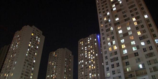 5 bin kişinin yaşadığı sitede tencere tavayla eylem