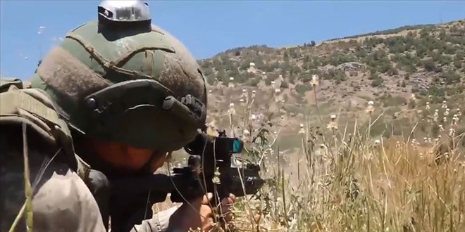 Şehitlerin kanı yerde kalmadı: 12 terörist etkisiz hale getirildi