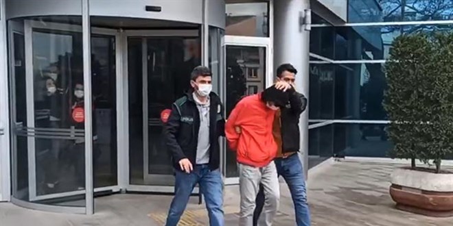 Canlı yayında uyuşturucu madde kullananlar tutuklandı