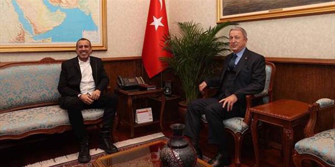 Bakan Hulusi Akar sanatçı Haluk Levent'i kabul etti