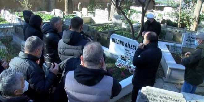Mehmet Ali Birand mezarı başında anıldı