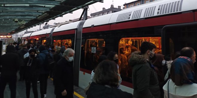 Samsun'da toplu ulaşıma yüzde 25 zam: Öğrenciye artış yok