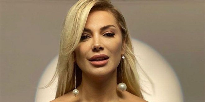 Songül Karlı'yı dolandırdığı iddiasıyla eski eşi ve 2 sanığa dava