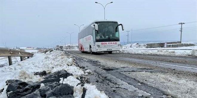 Kahramanmaraş-Gaziantep kara yolu trafiğe açıldı