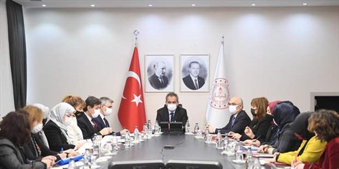 Bakan Özer: Olgunlaşma enstitüleri inovatif şekilde yeniden ele alınmalı