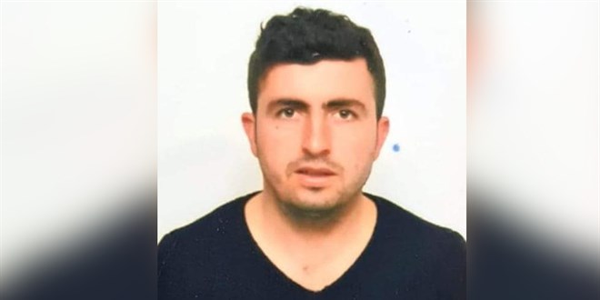 Belediyede çalışan işçi boş varilleri keserken feci şekilde can verdi