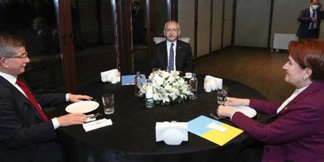 Kılıçdaroğlu, Akşener ve Davutoğlu bir araya geldi