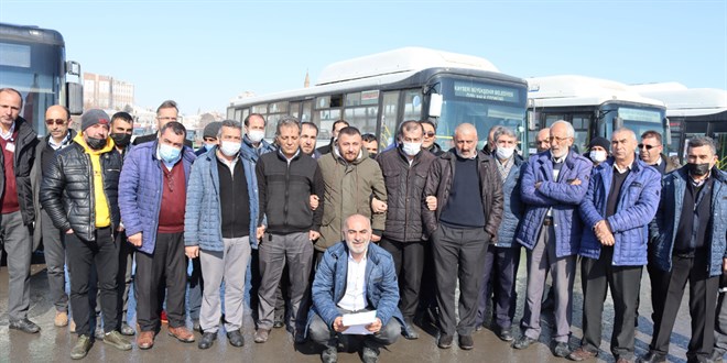 Halk otobüsü şoförleri eylemde! '3-3.5 bin TL'den şoför çalıştırmak isteyenler var'