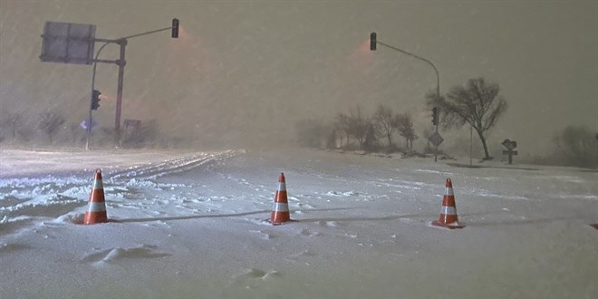 Konya'da 'zorunlu olmadıkça dışarı çıkmayın' uyarısı