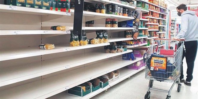Kar yağdı raflar boşaldı