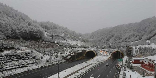 Anadolu Otoyolu'nun Bolu Dağı Tüneli kesimi geçici olarak ulaşıma kapatılacak