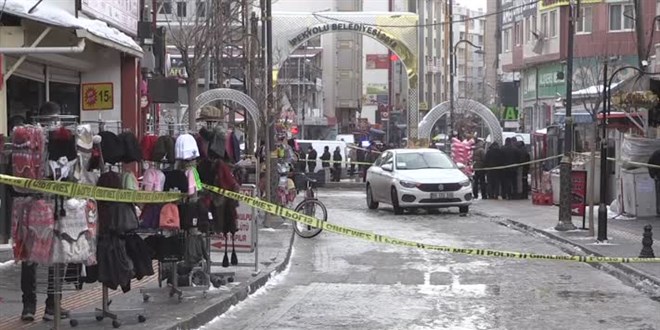 Van'da düzenlenen silahlı saldırıda iki kişi öldü