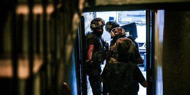 İstanbul'da uyuşturucu operasyonunda 31 adrese baskın yapıldı