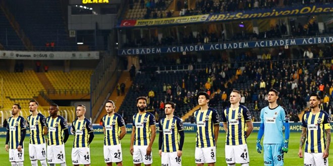 Sağlık Bakanı Koca'dan futbol kulüplerine TURKOVAC teşekkürü