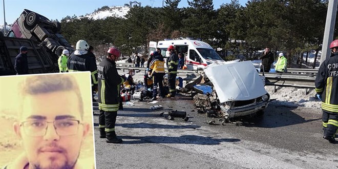 Askeri birliğine teslim olmaya giderken kazada hayatını kaybetti